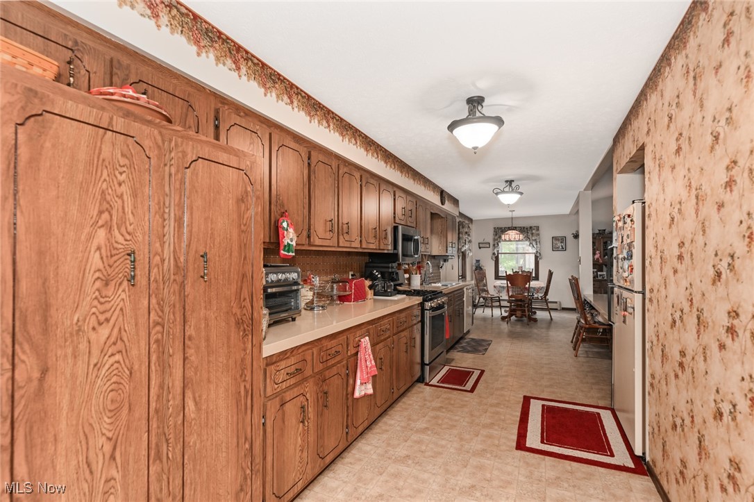 5016 E Pleasant Valley Road