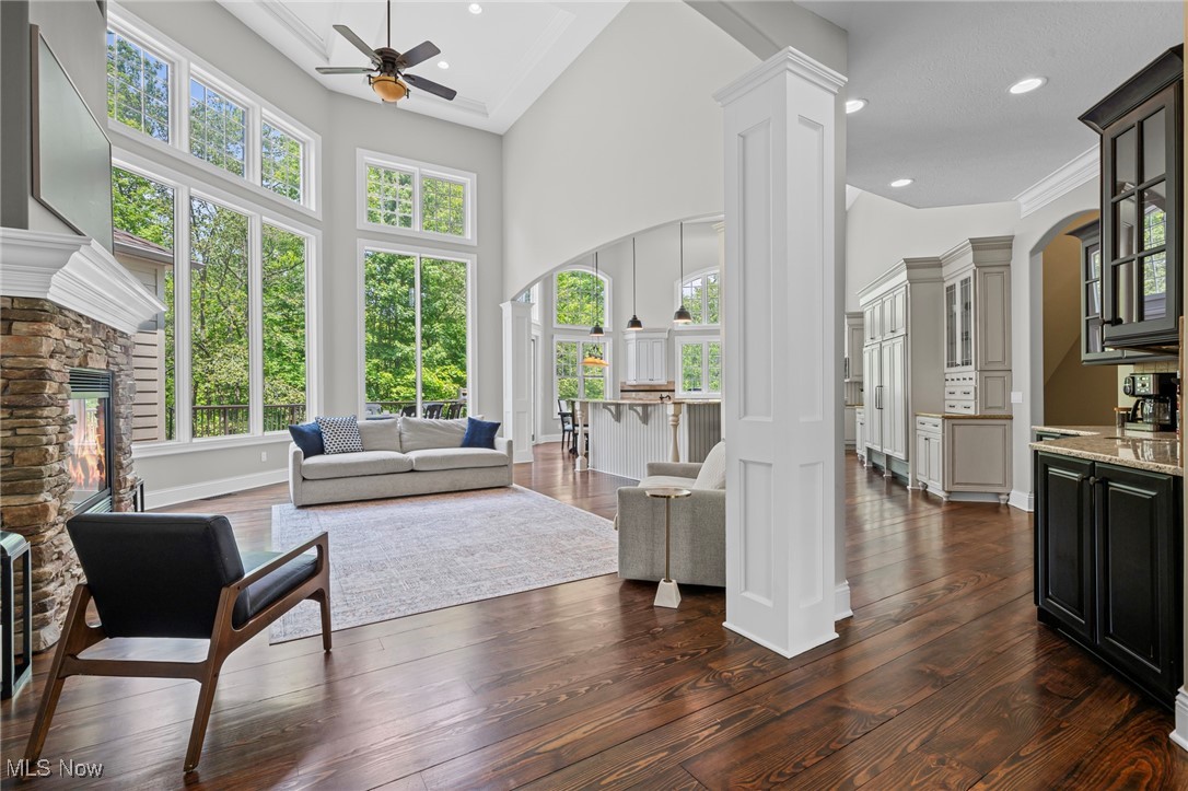 6761 Rivercrest Drive