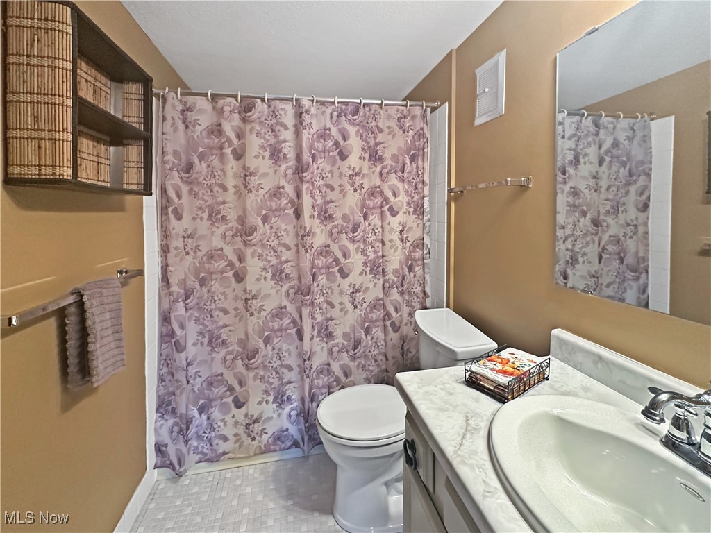 77 Atterbury Boulevard 208