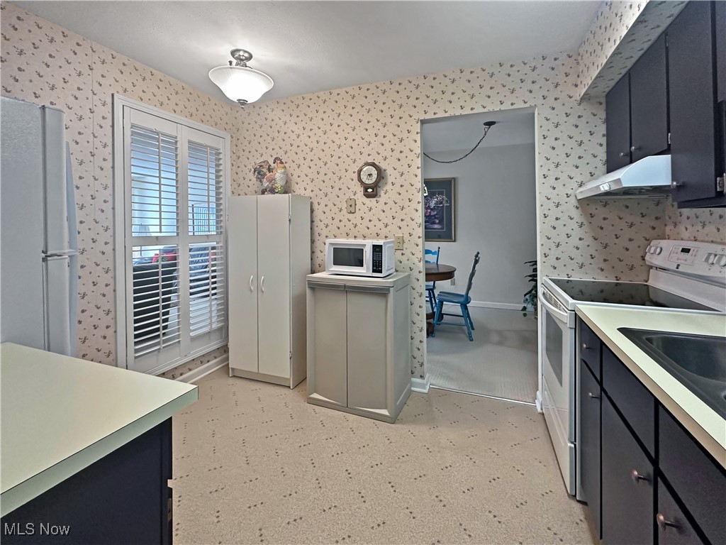 77 Atterbury Boulevard 208