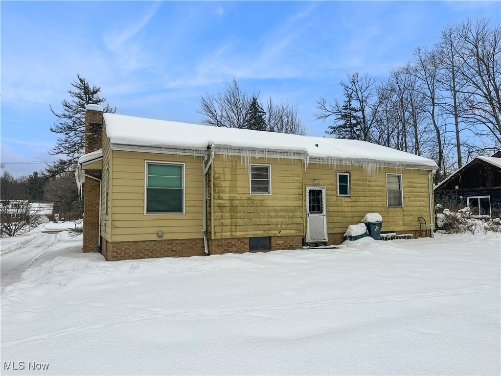 1915 E Wallings Road