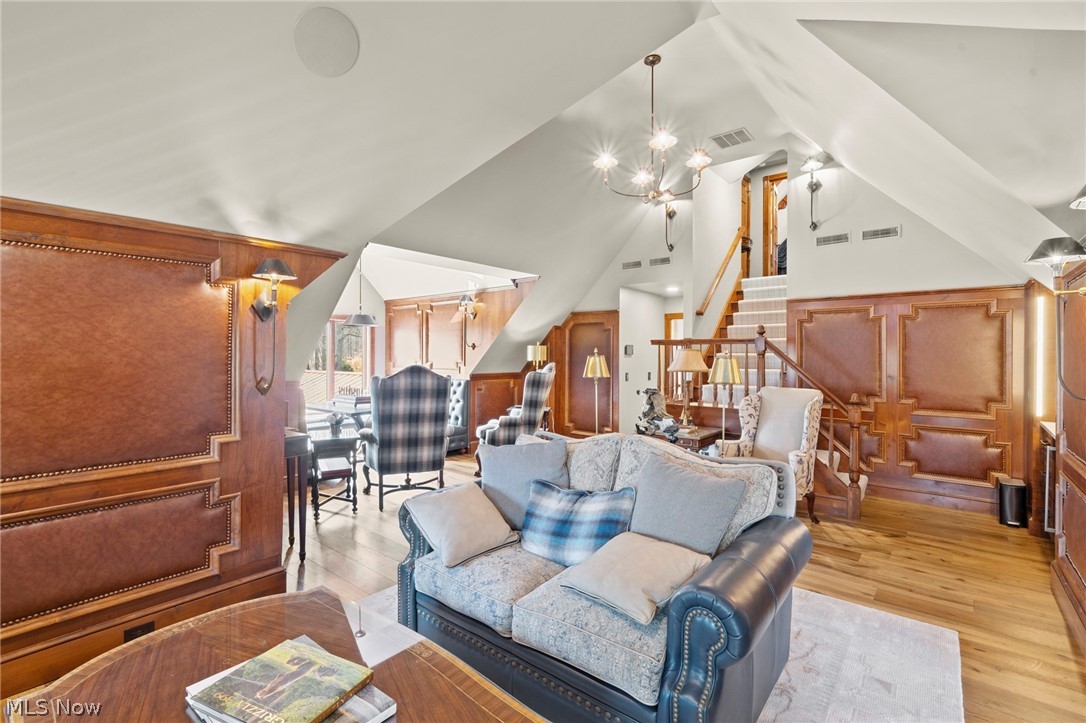 5400 Valley Pky