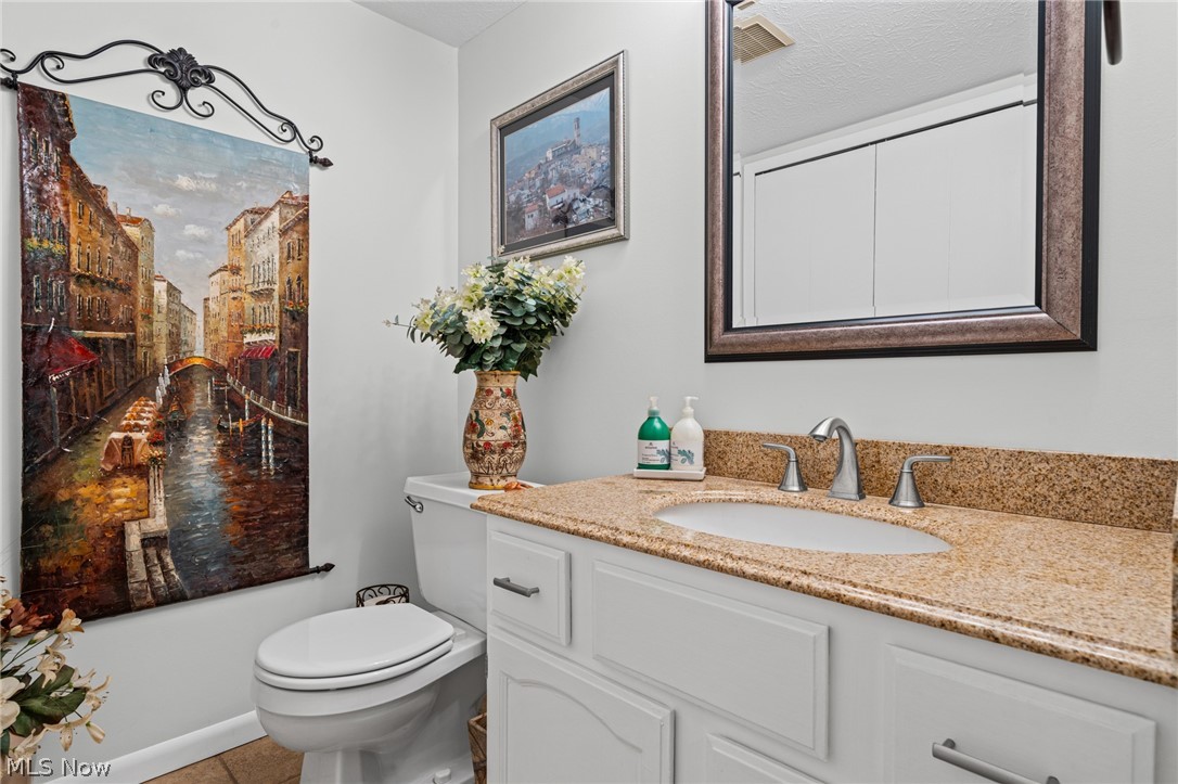 14806 Winding Way