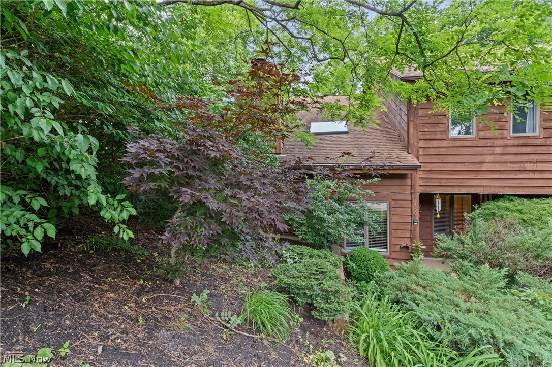 14806 Winding Way