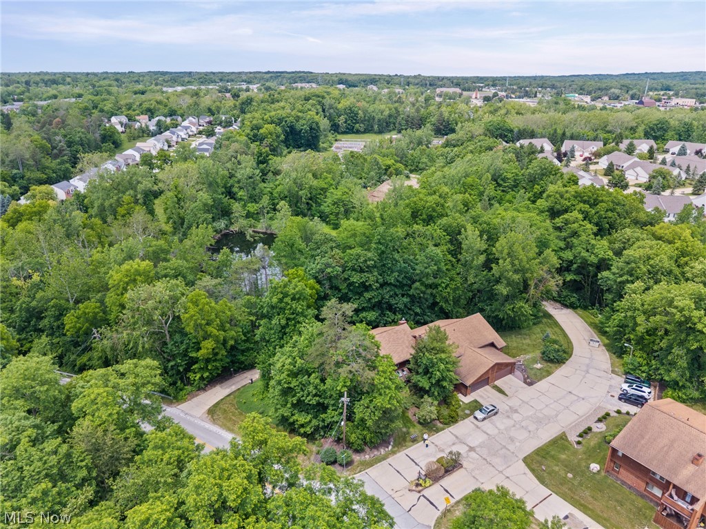 14806 Winding Way
