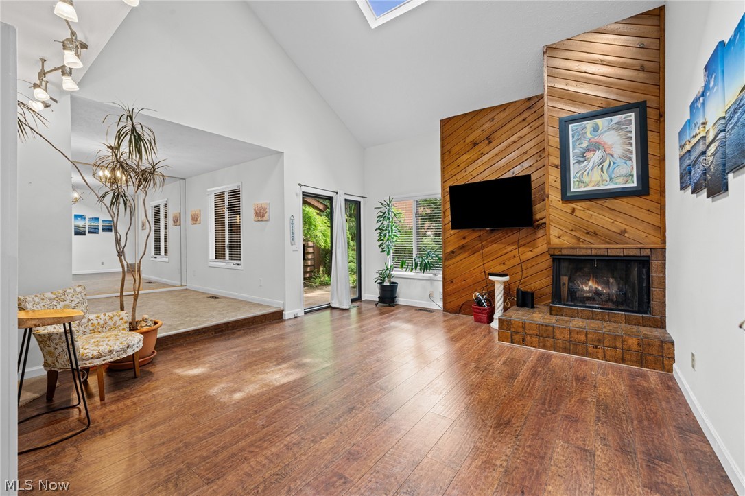 14806 Winding Way