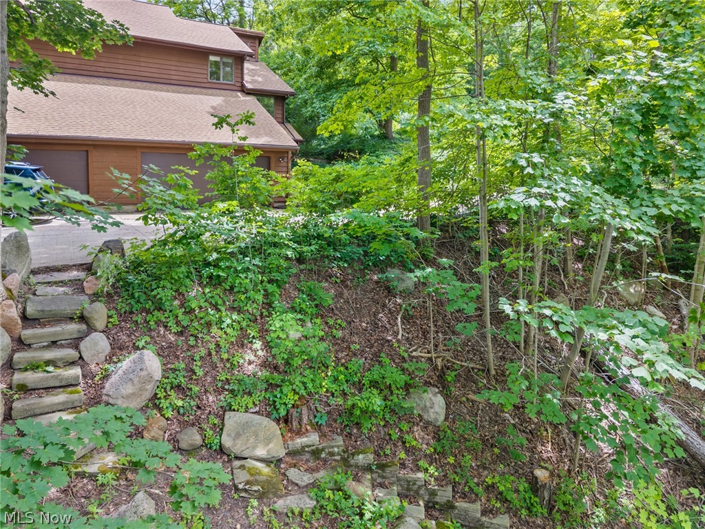 14806 Winding Way