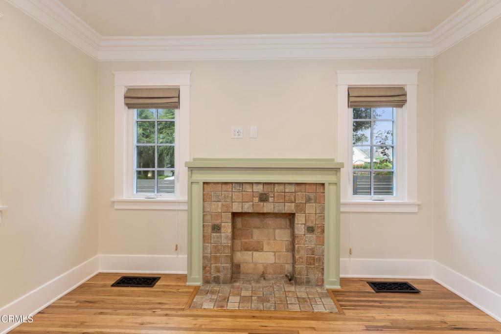 520 S Los Robles Avenue 1