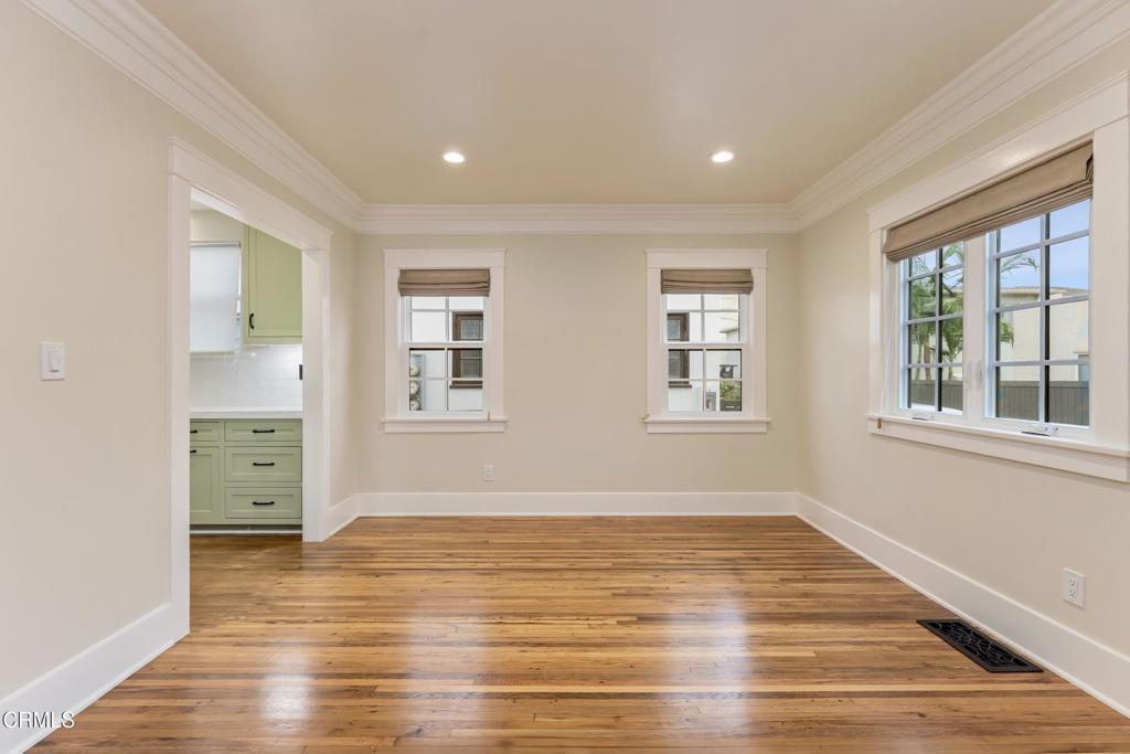 520 S Los Robles Avenue 1