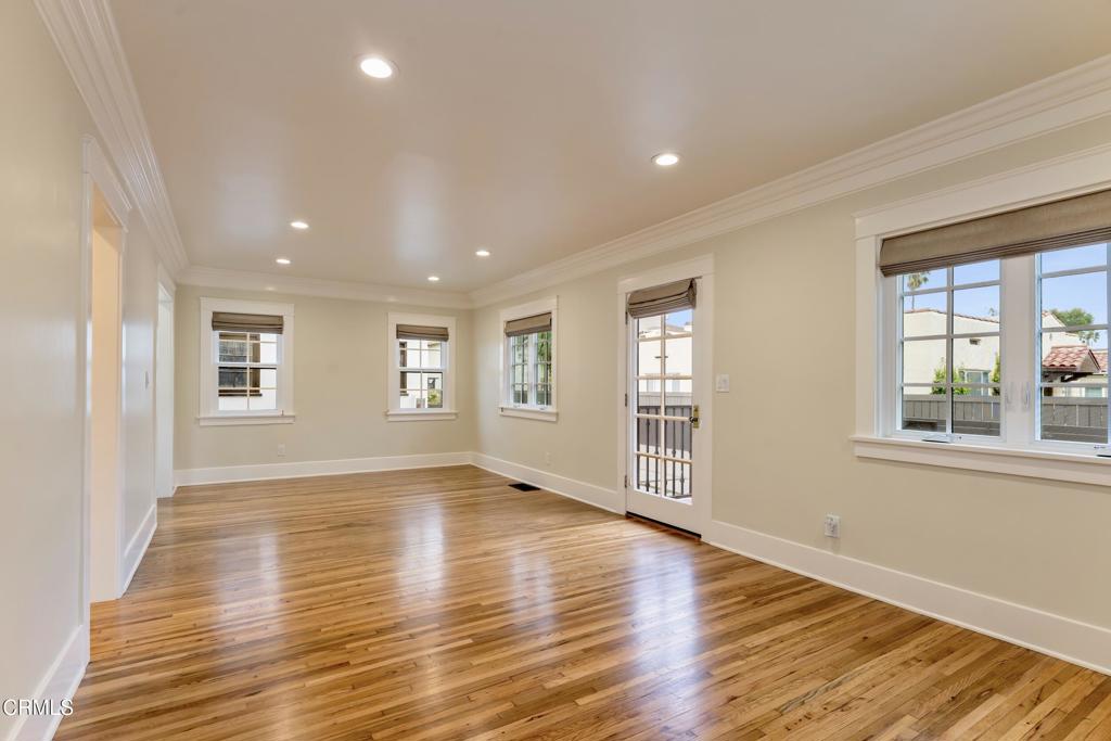 520 S Los Robles Avenue 1