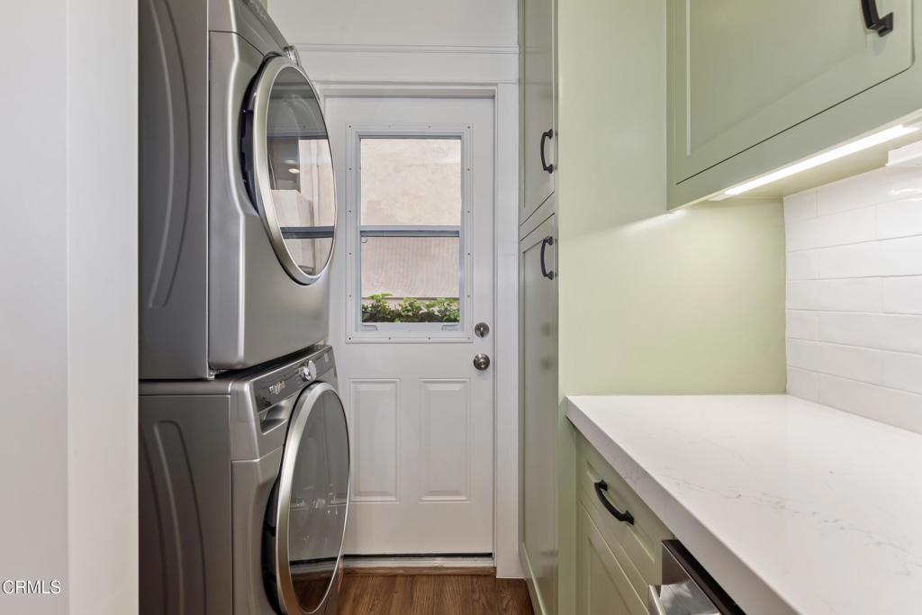 520 S Los Robles Avenue 1