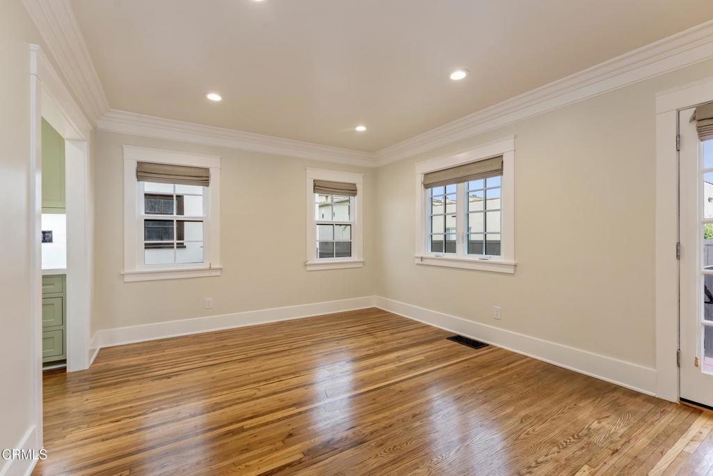 520 S Los Robles Avenue 1