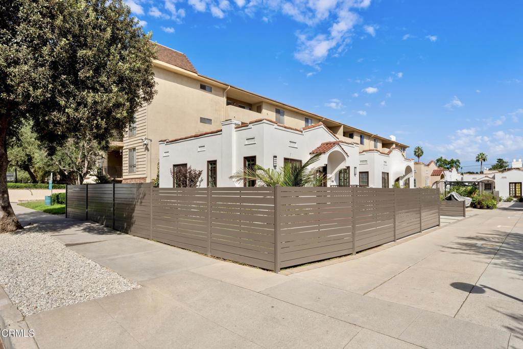 520 S Los Robles Avenue 1