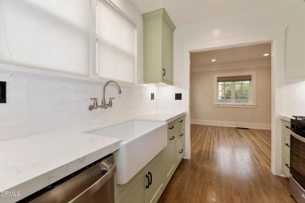 520 S Los Robles Avenue 1