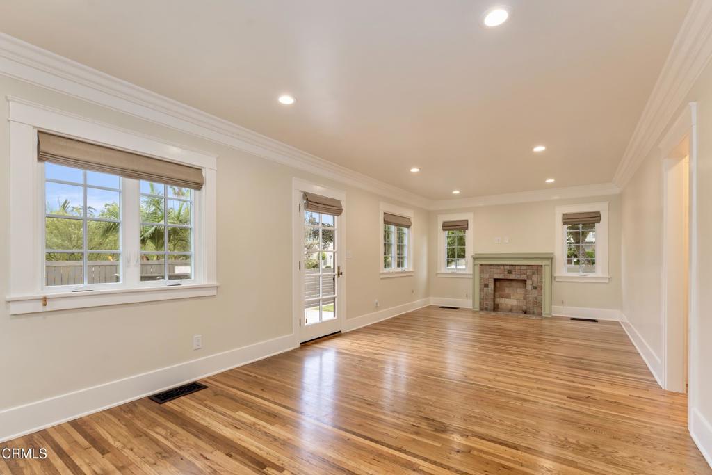 520 S Los Robles Avenue 1