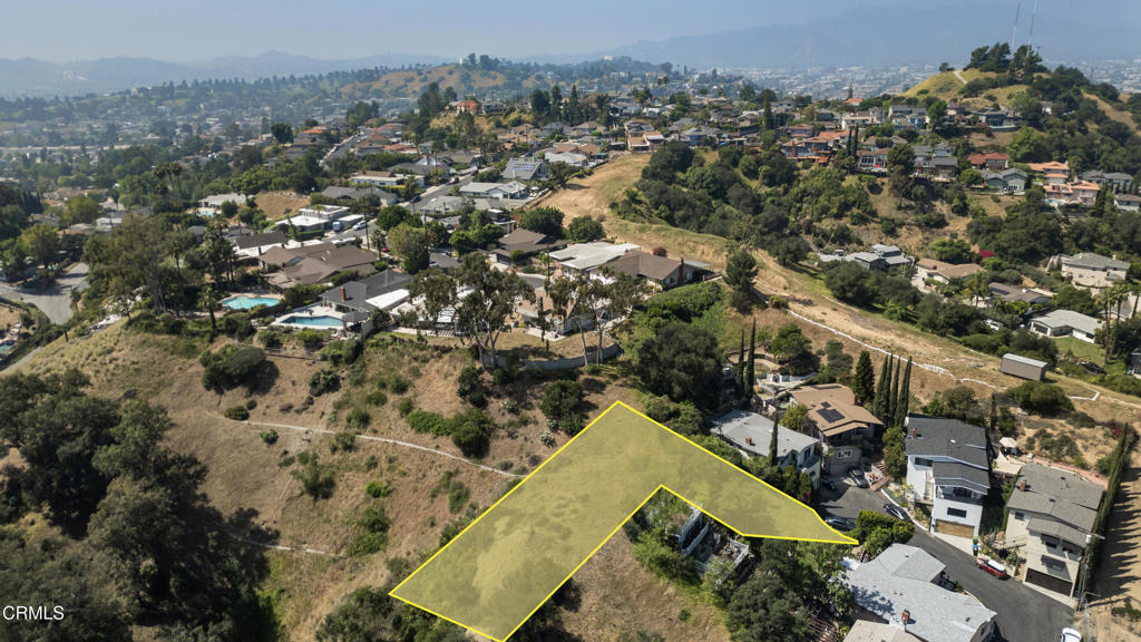 2482 Yosemite Drive