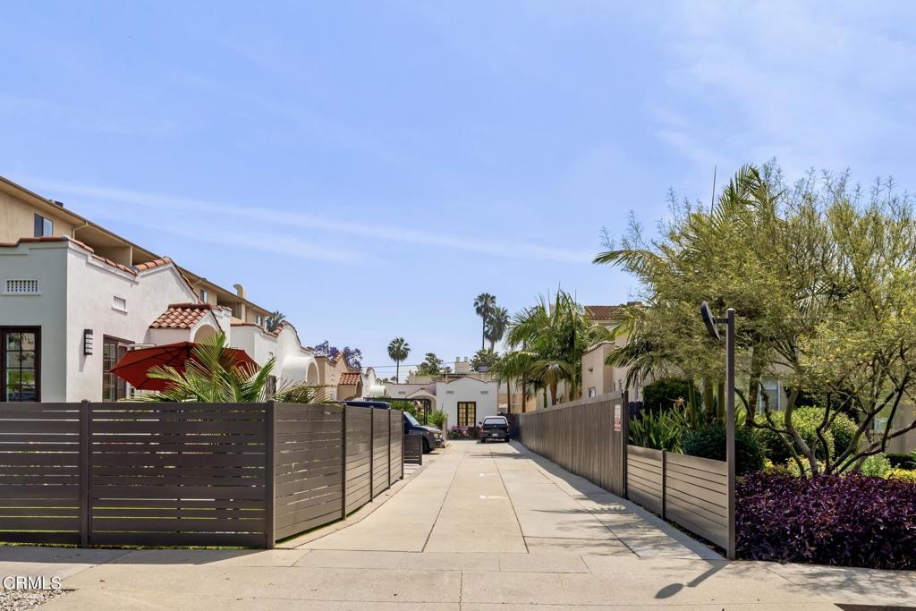 520 S Los Robles Avenue 4