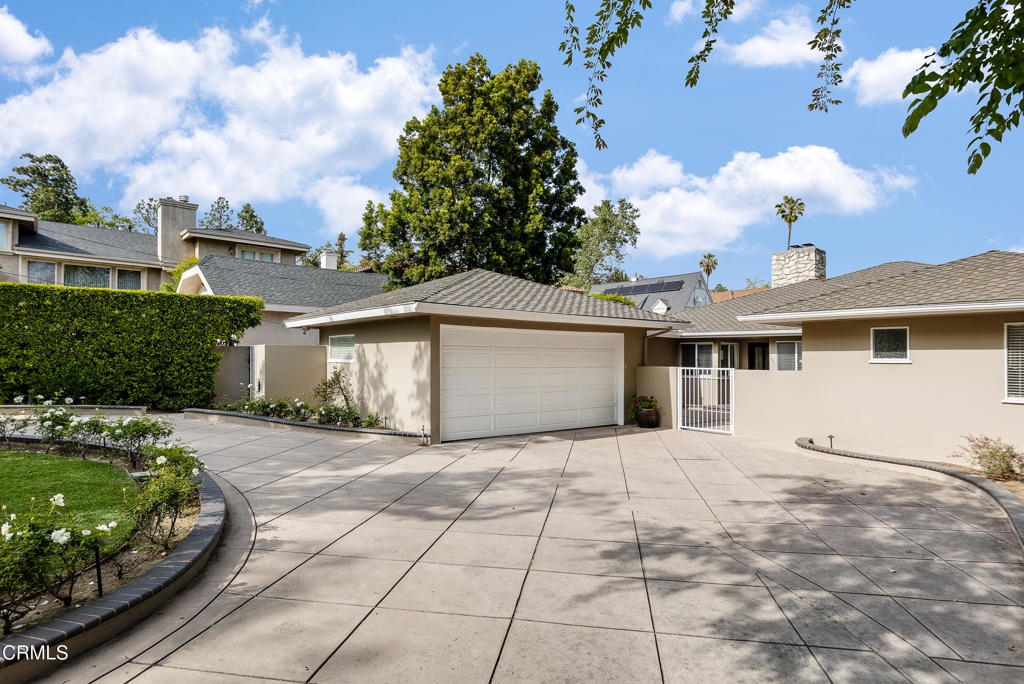 1660 S Oak Knoll Avenue