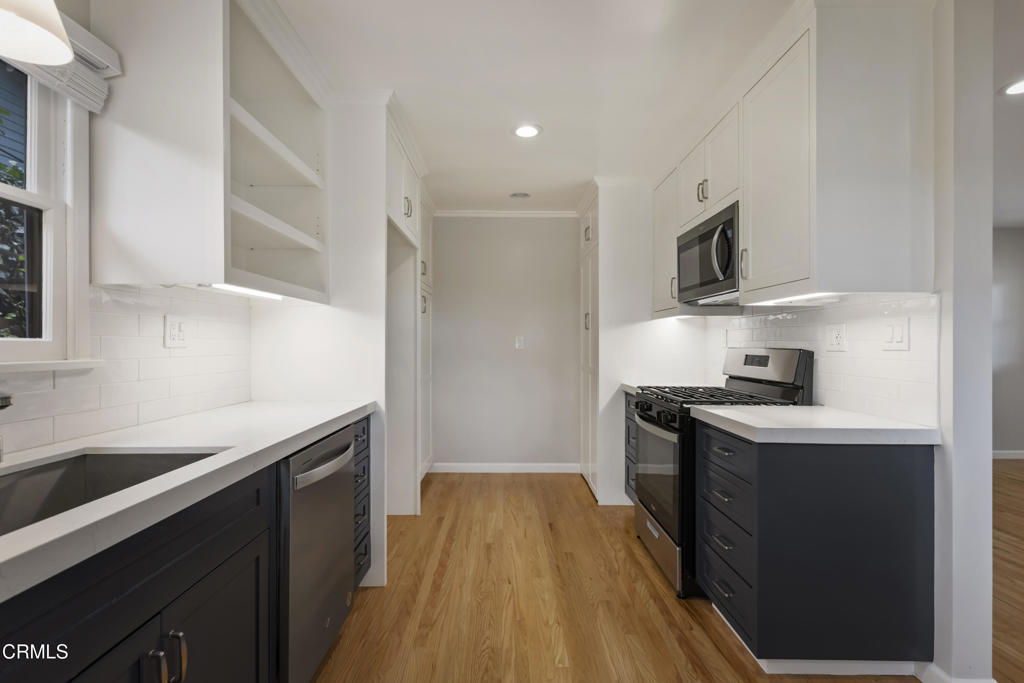 420 Violet Avenue