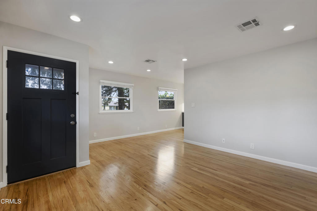 420 Violet Avenue
