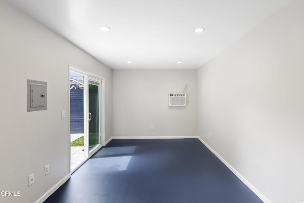 420 Violet Avenue