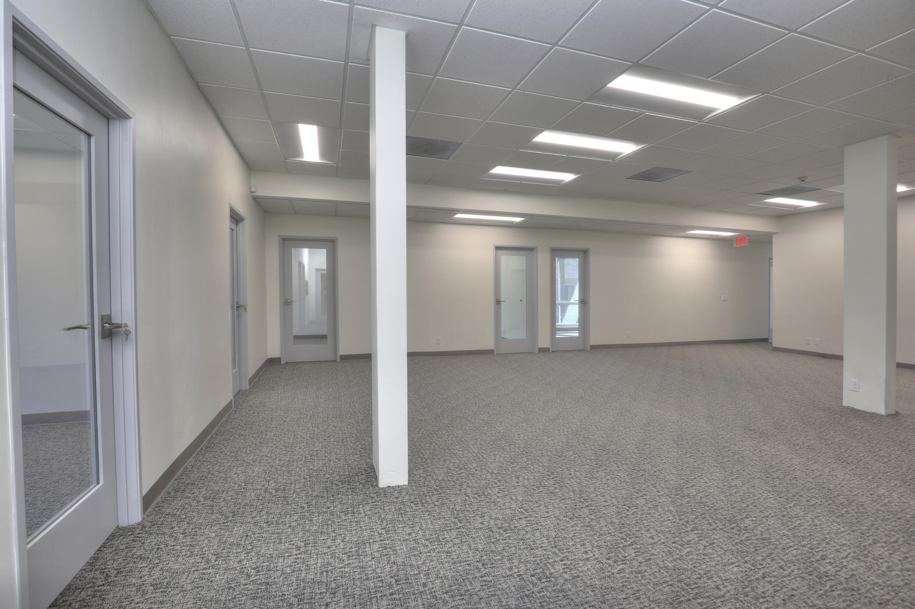 115 S La Cumbre Lane 200