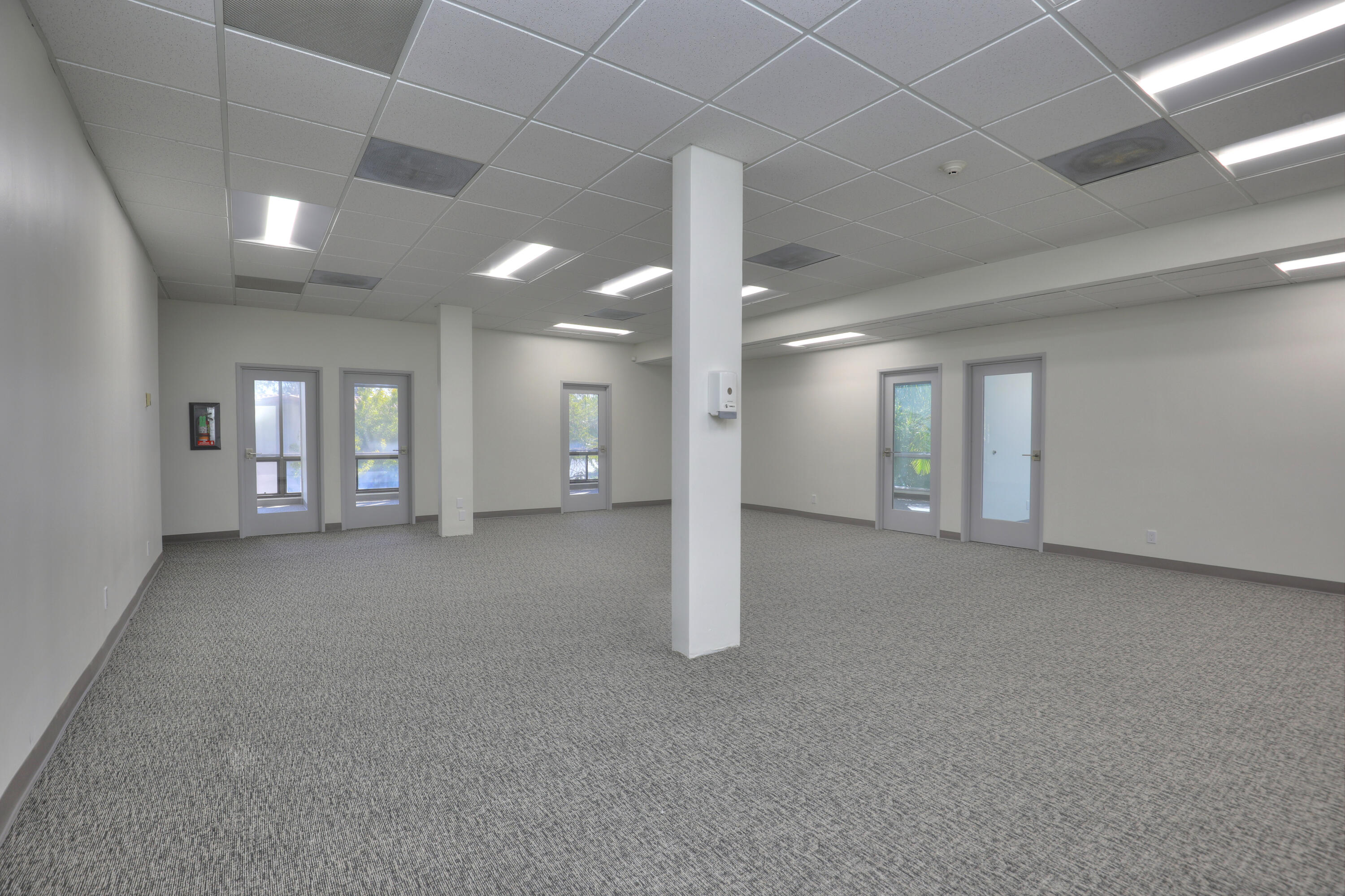 115 S La Cumbre Lane 200
