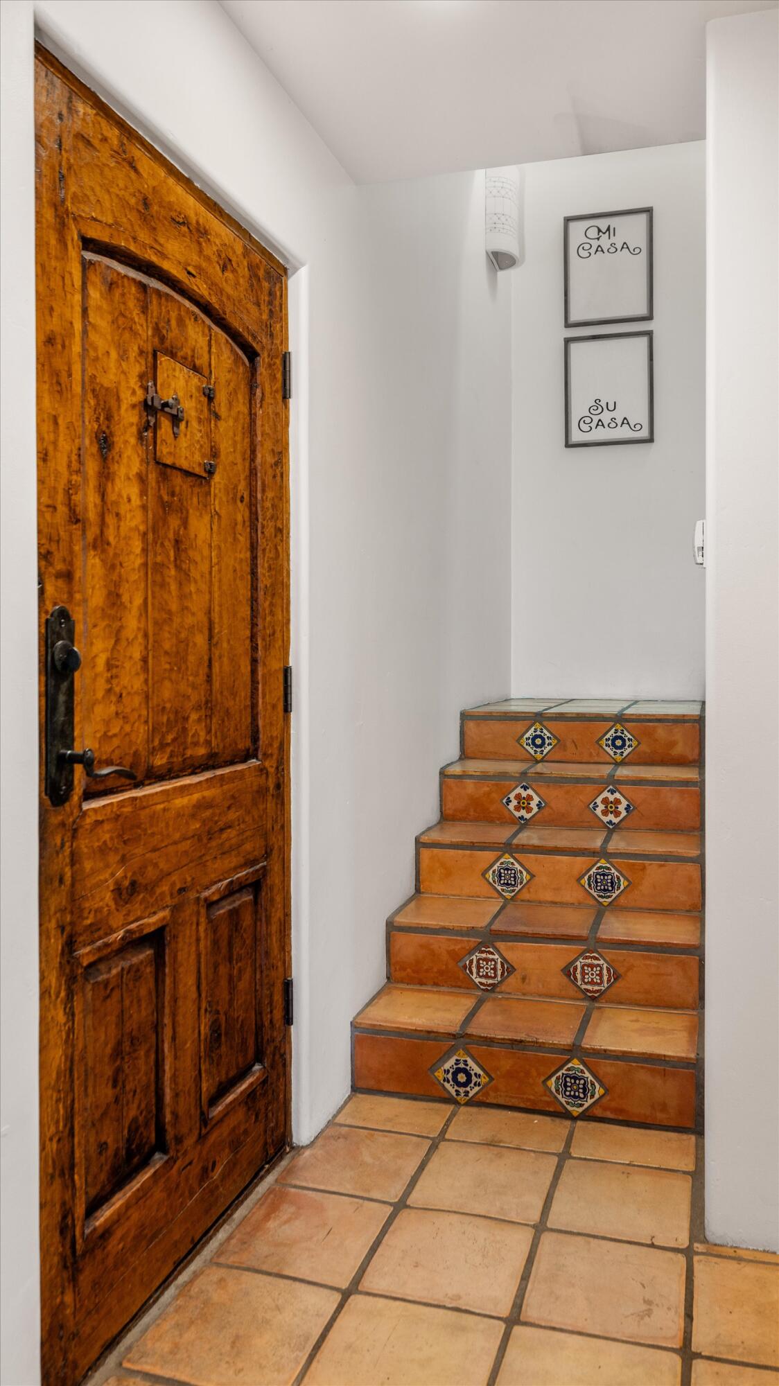 1008 E De La Guerra Street
