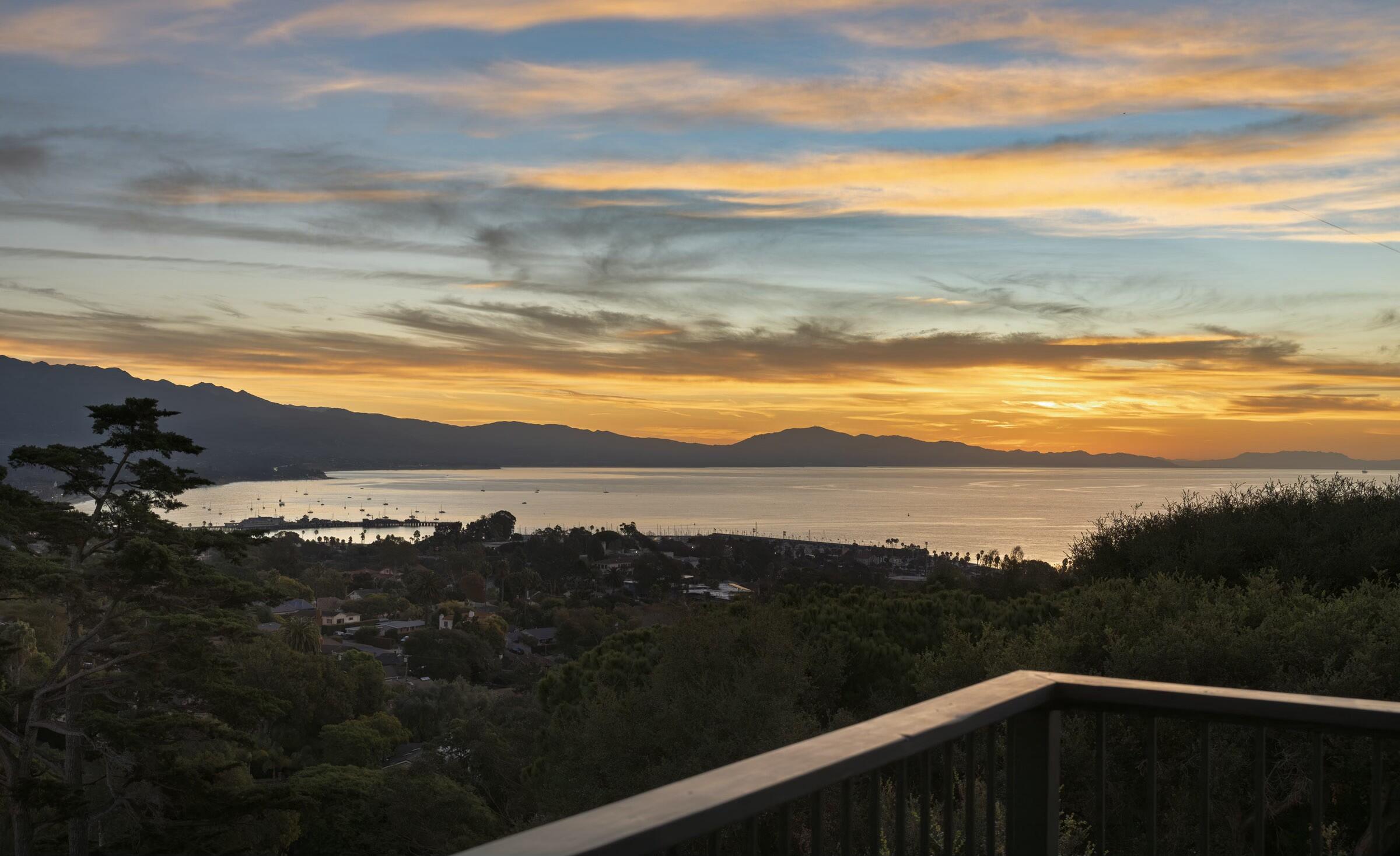 1103 Harbor Hills Drive