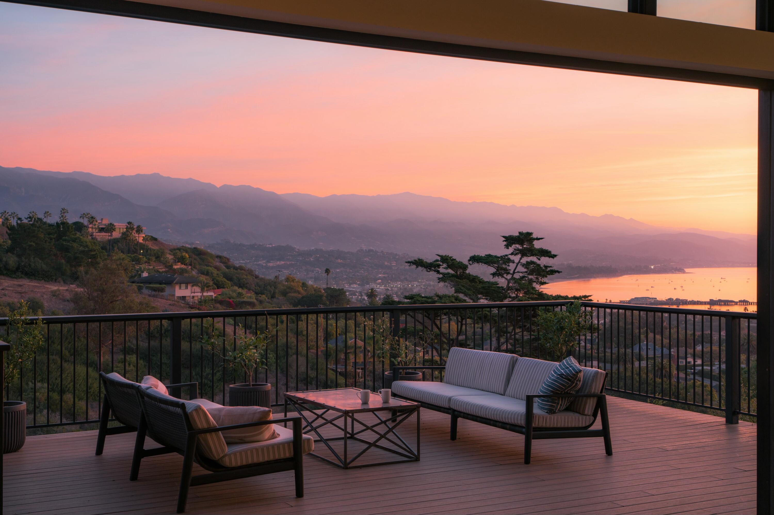 1103 Harbor Hills Drive