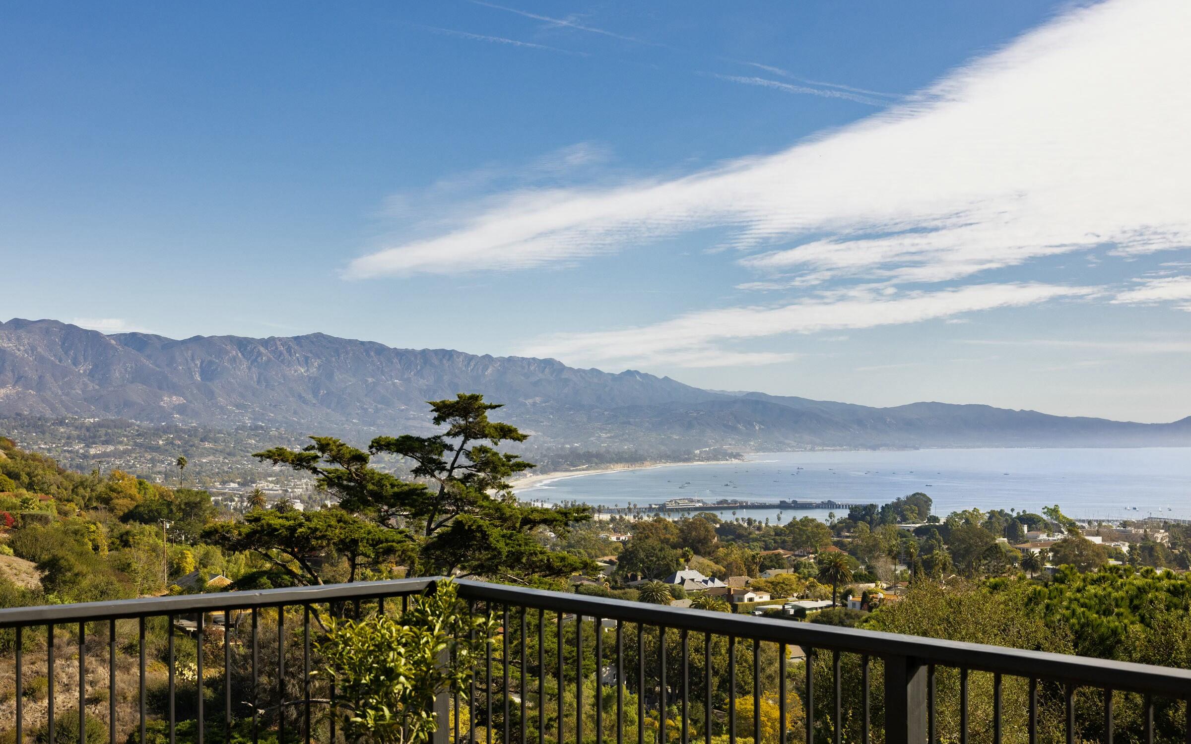 1103 Harbor Hills Drive