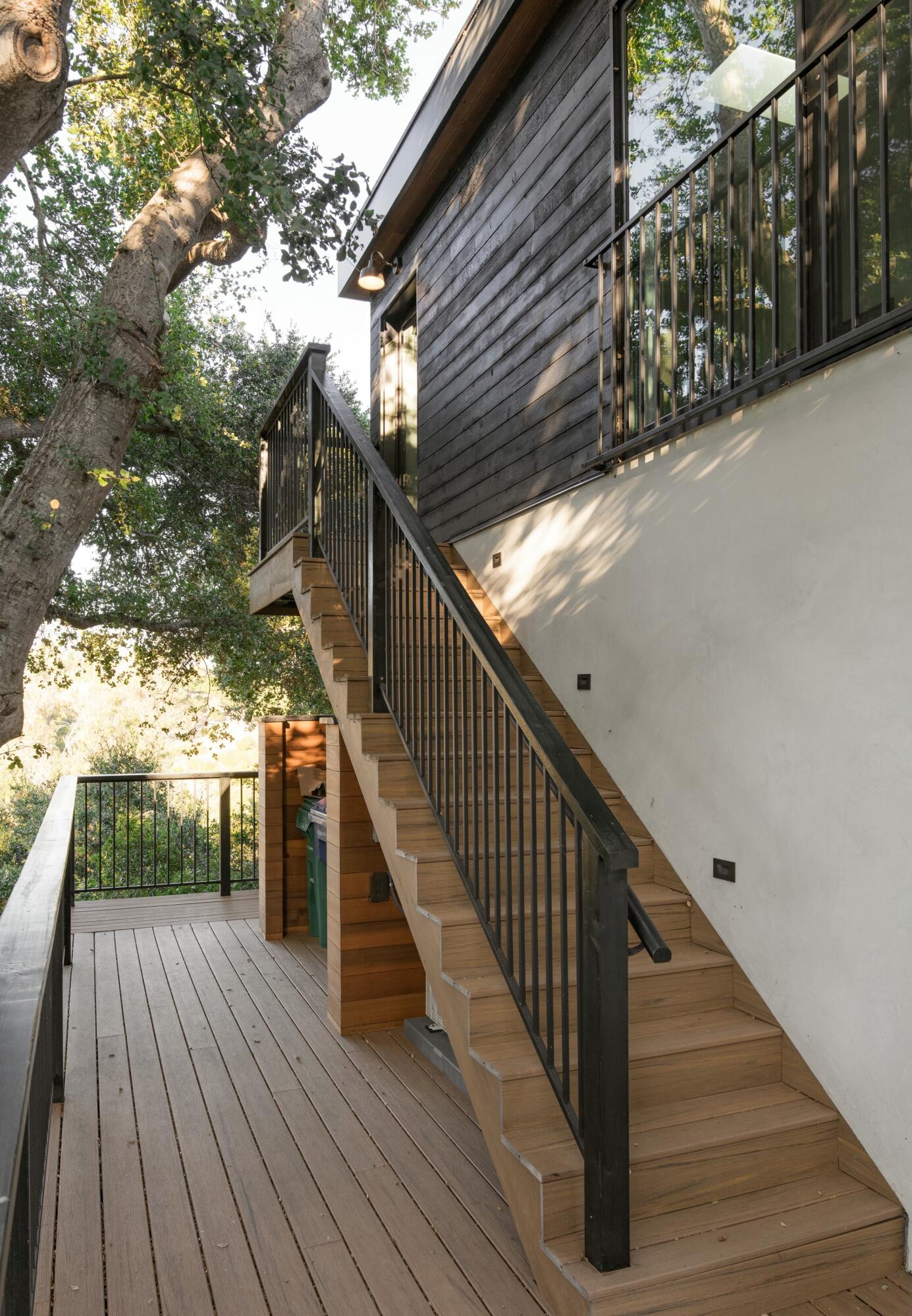1103 Harbor Hills Drive
