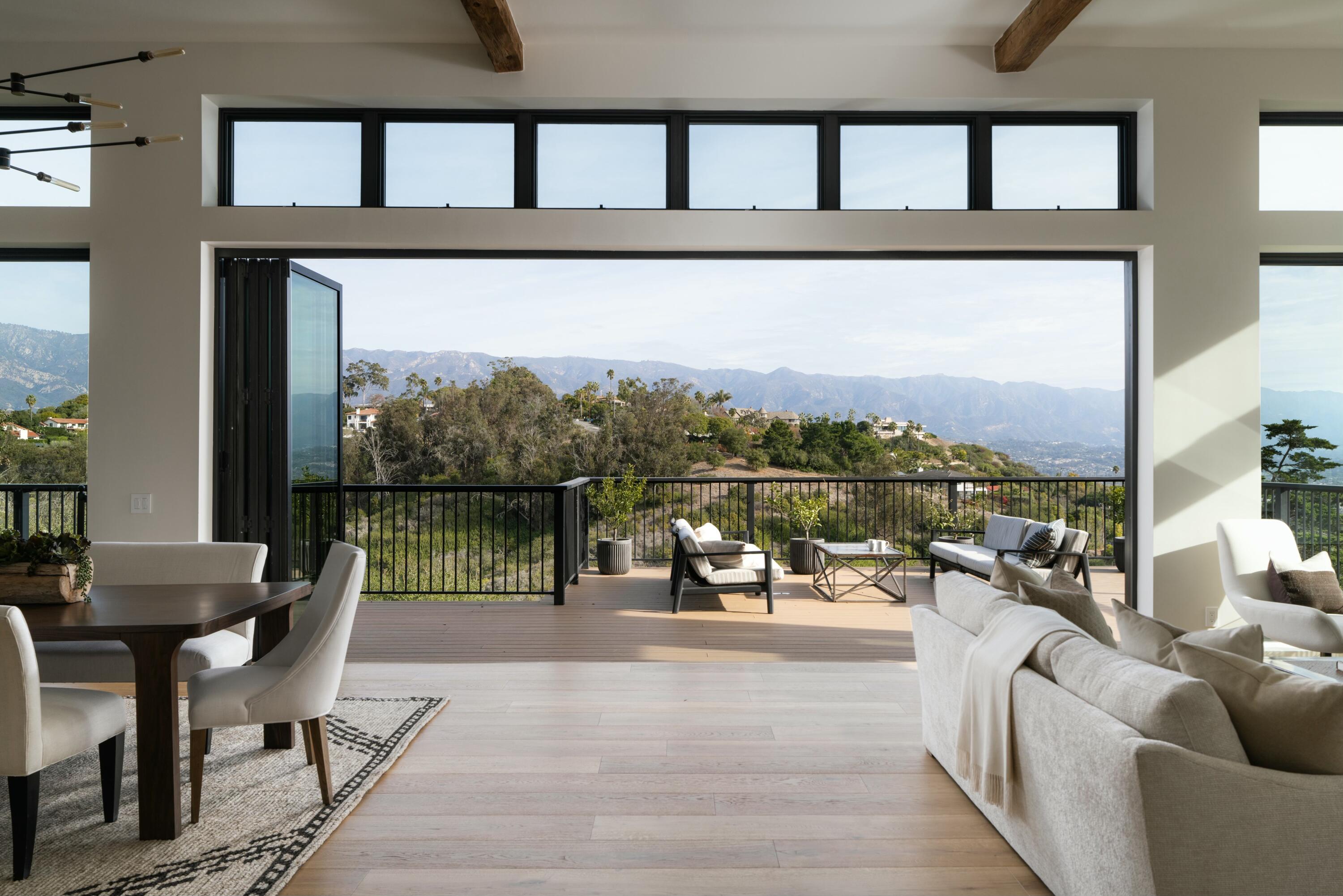 1103 Harbor Hills Drive