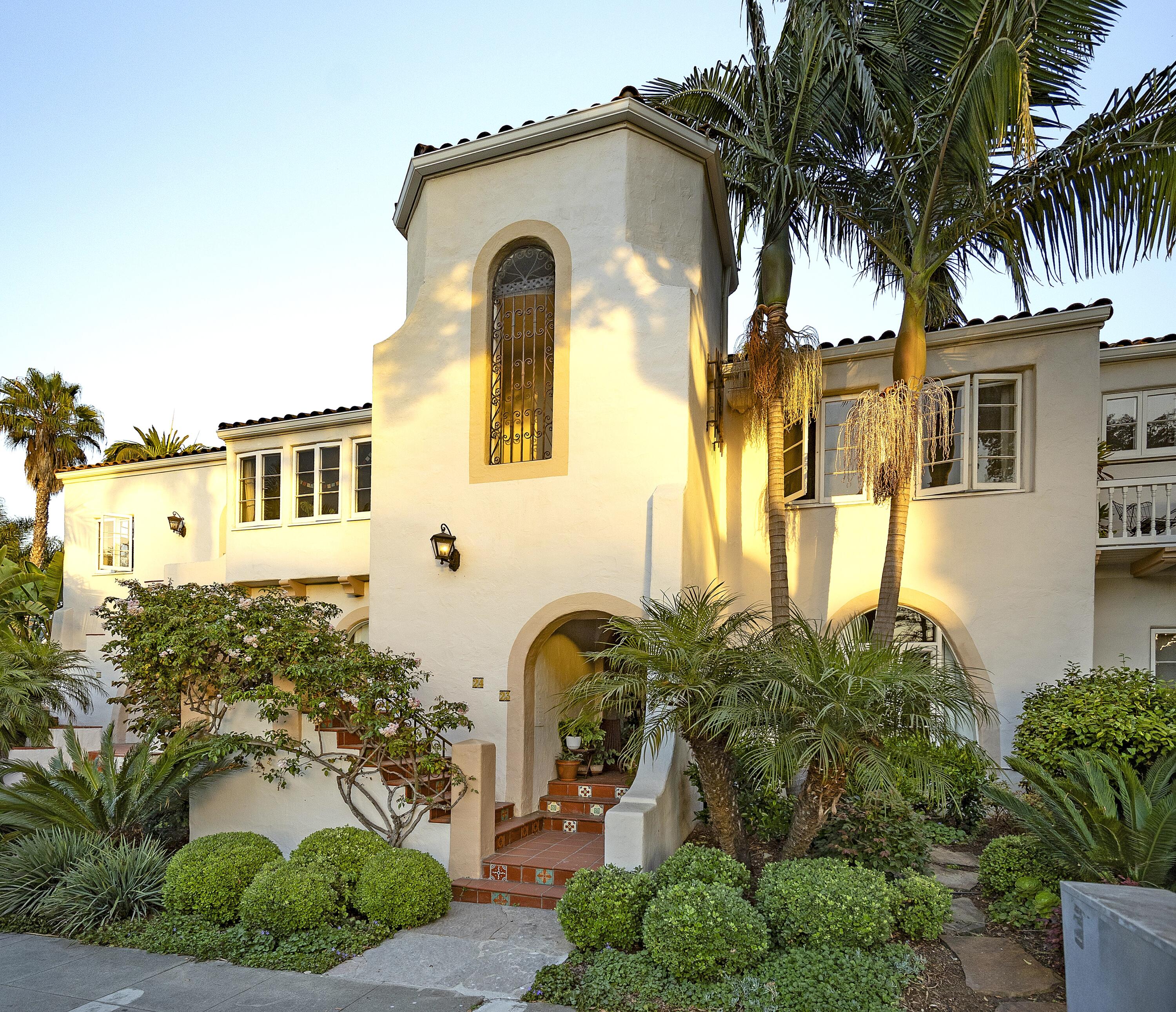 111 Chapala Street