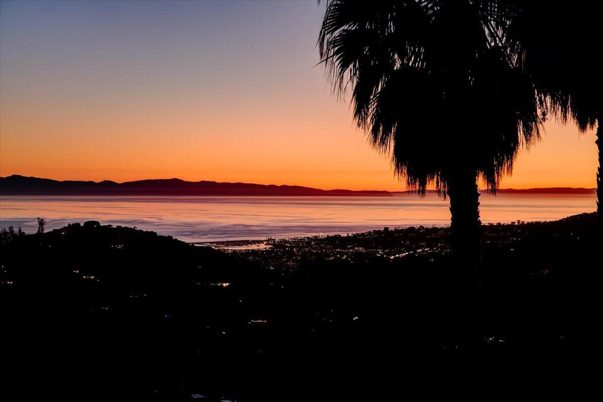 202 E Mountain Drive