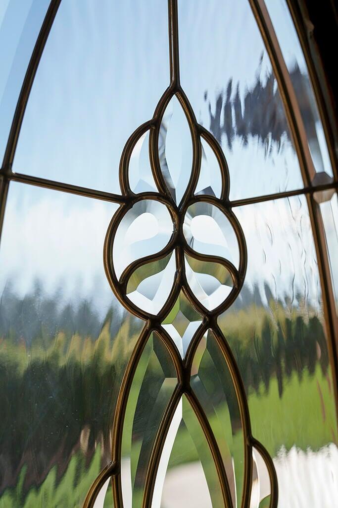 202 E Mountain Drive