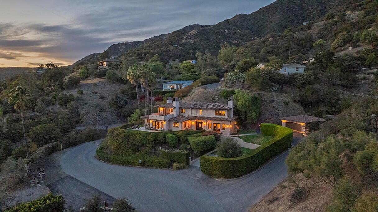 202 E Mountain Drive