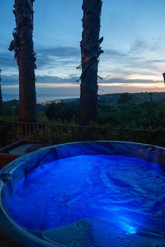 202 E Mountain Drive