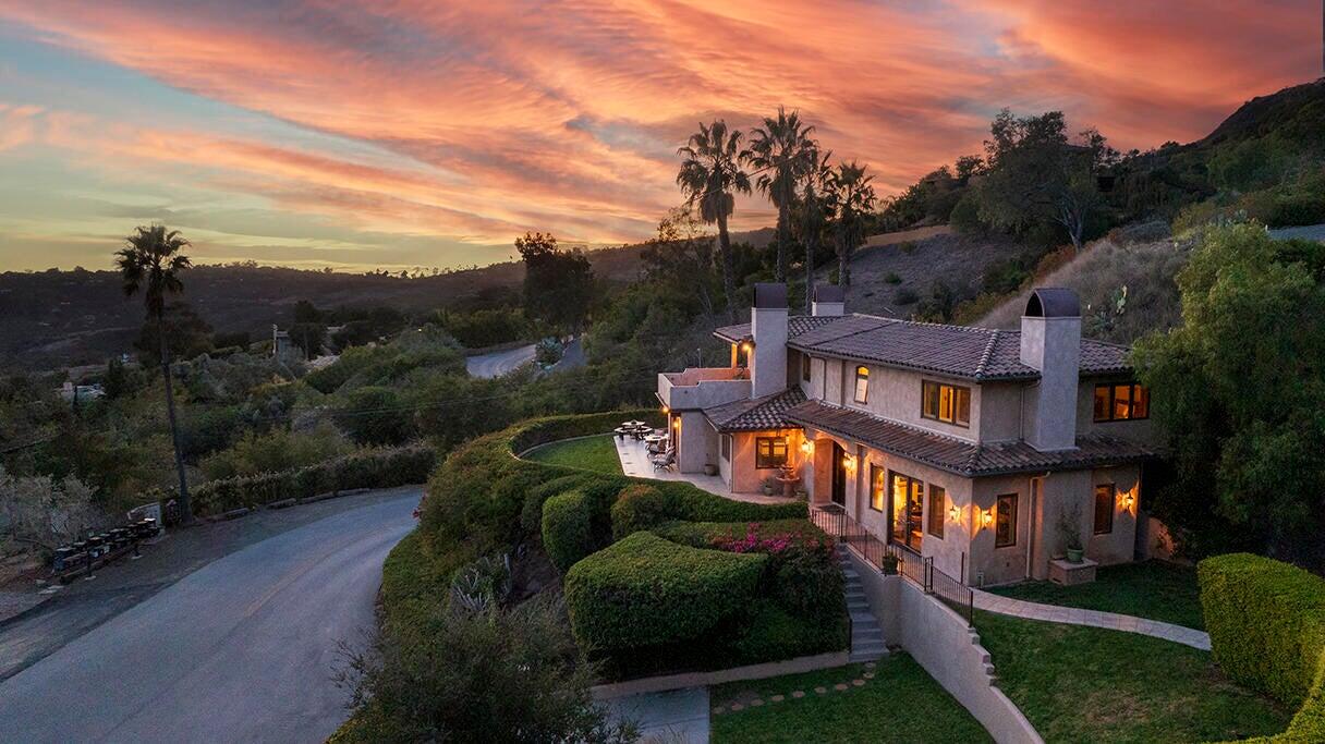 202 E Mountain Drive