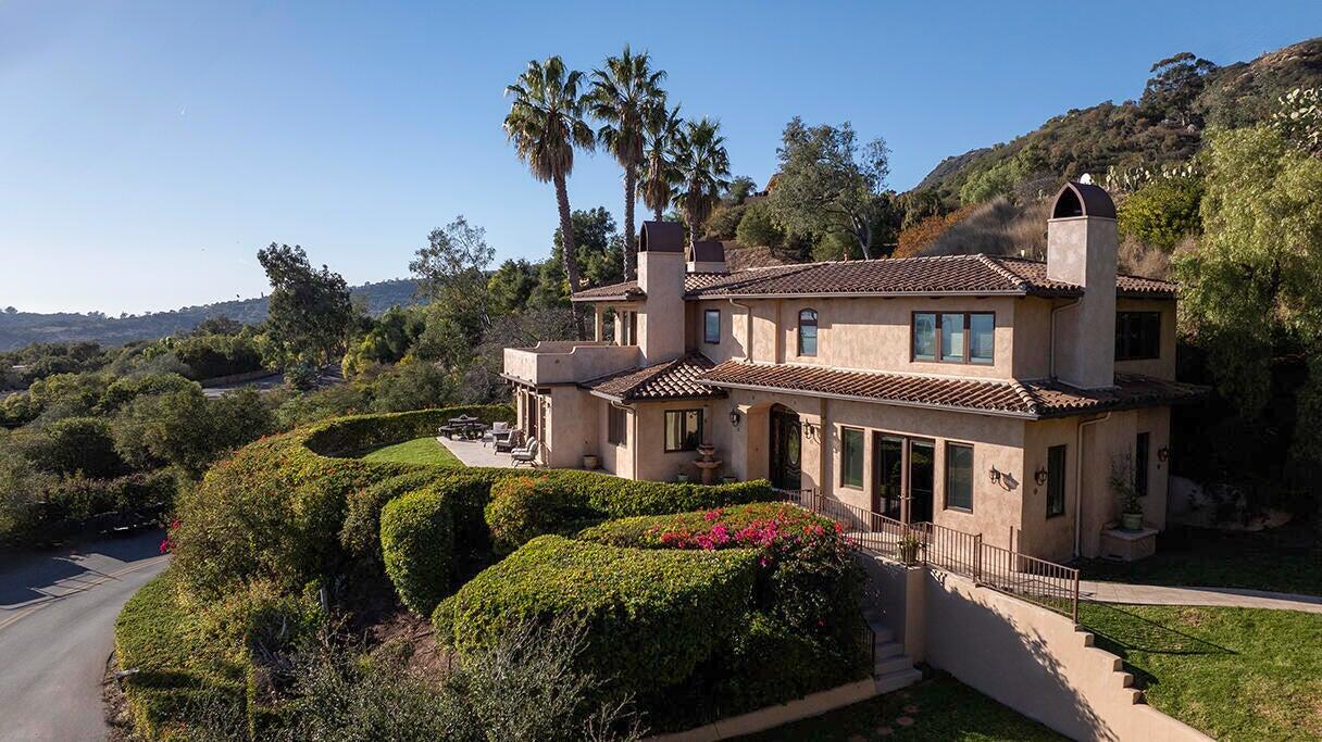 202 E Mountain Drive