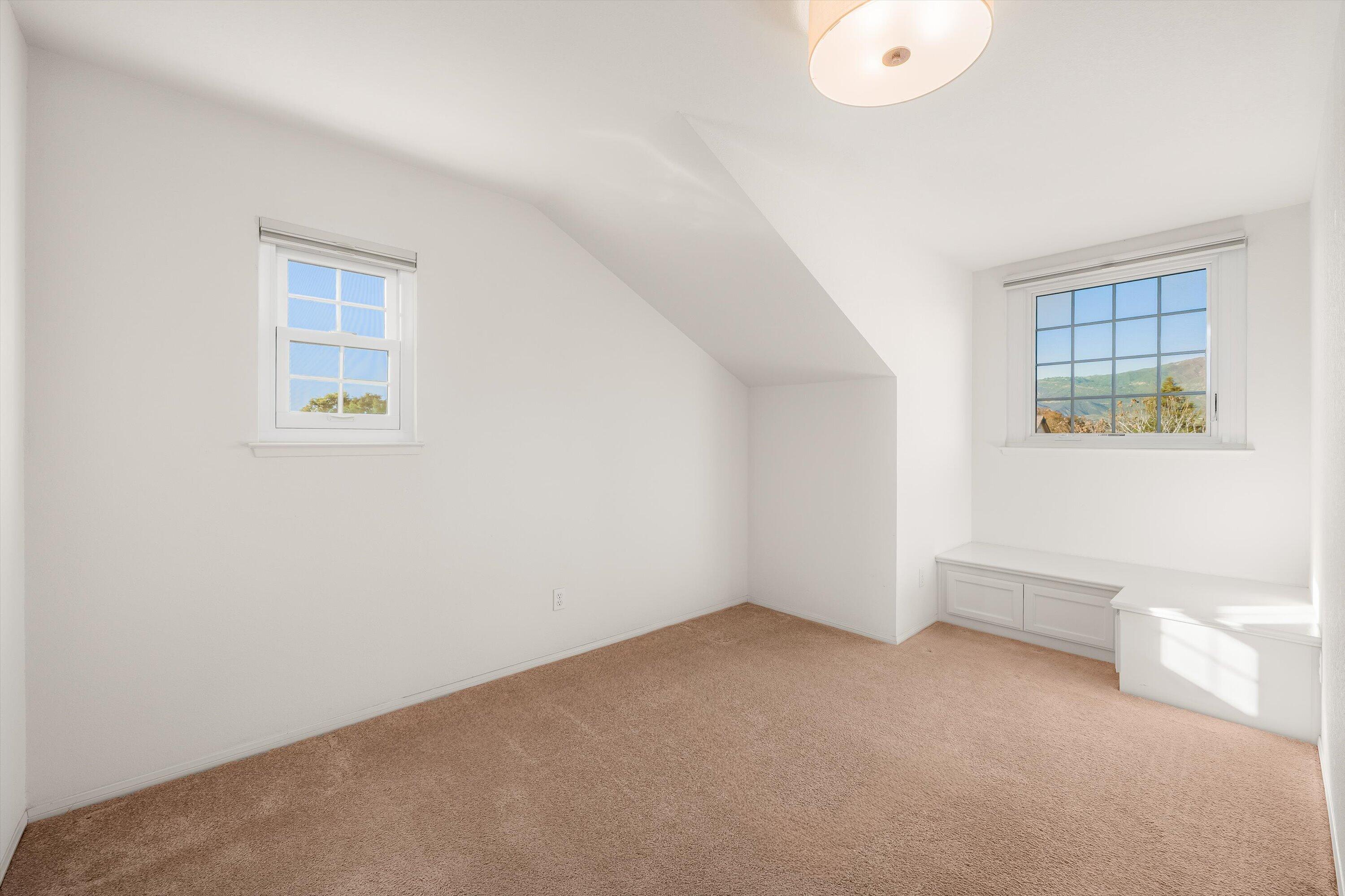 1031 Sandpiper Lane