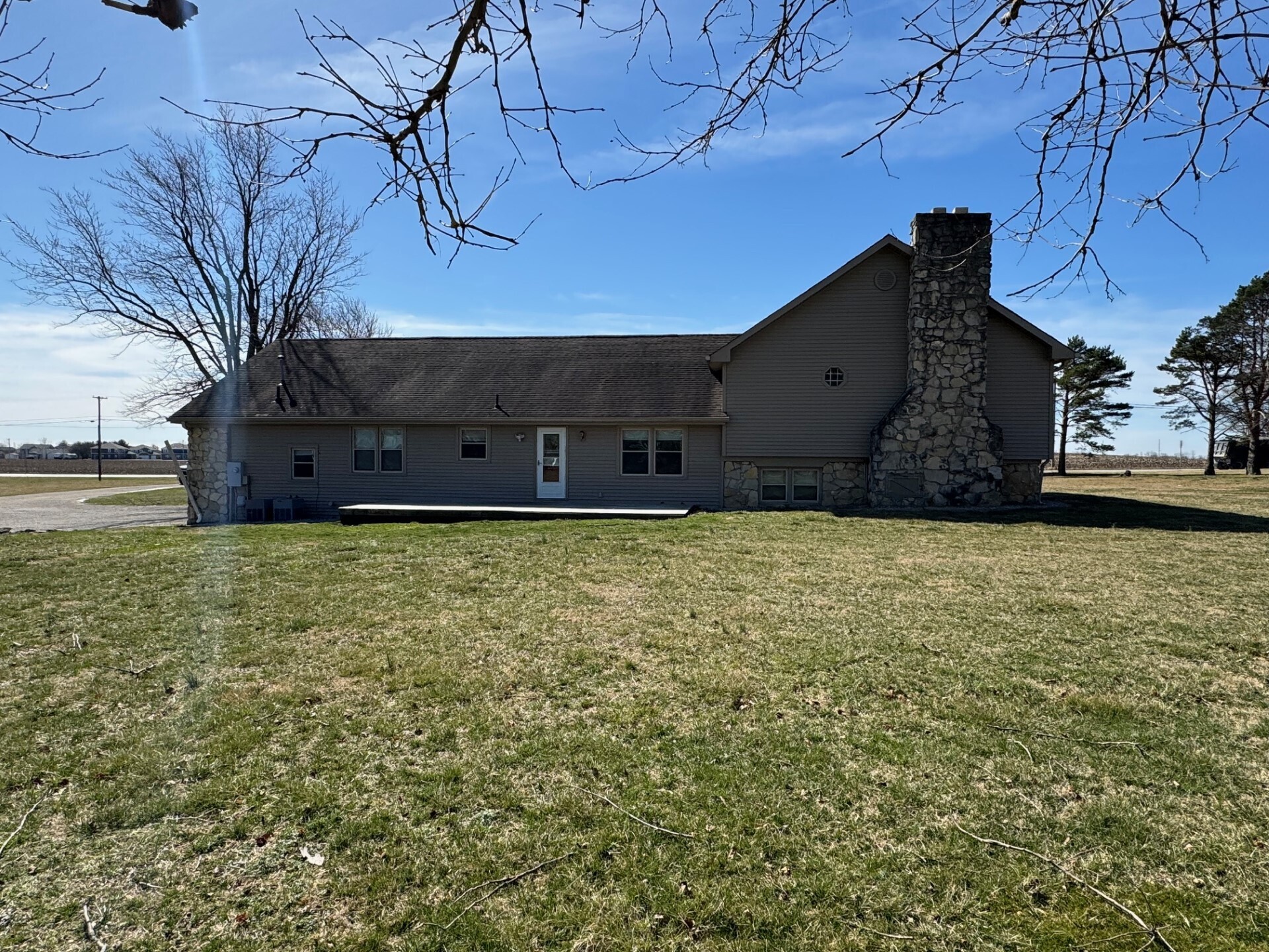 2694 W State Road 144