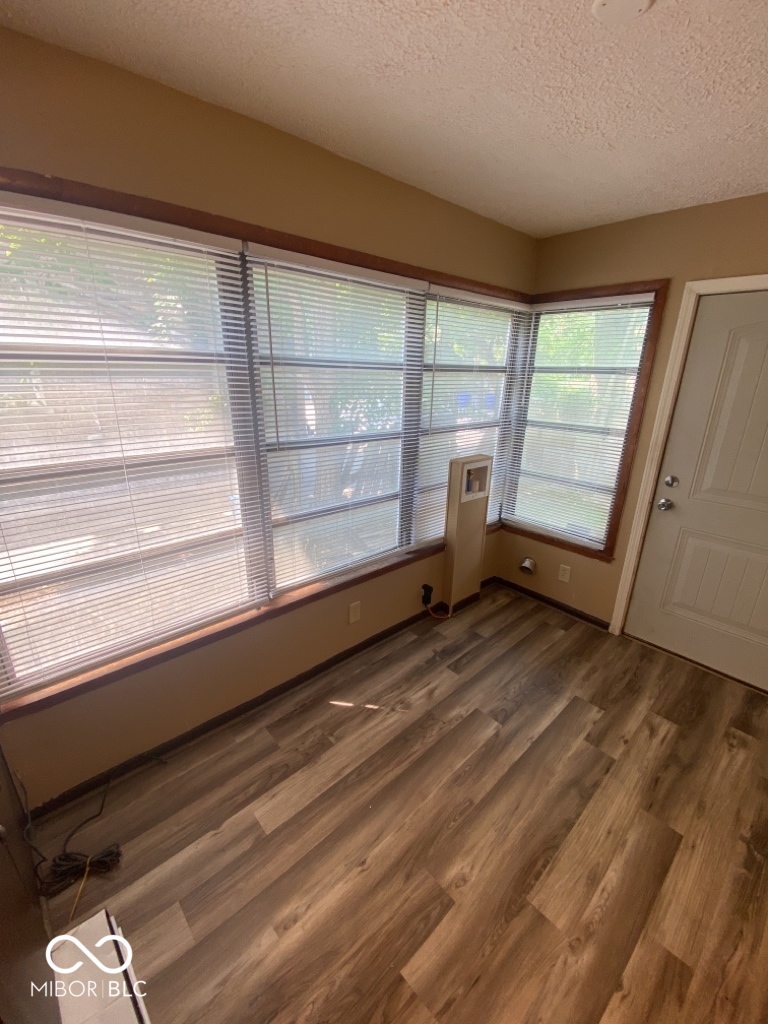 400 W Mulberry Street