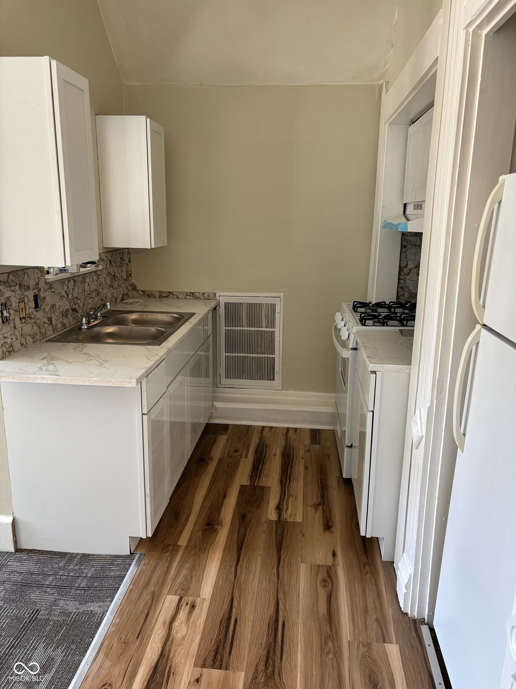 648 N Main Street Unit: D