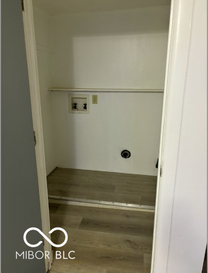 290 Hurricane Street