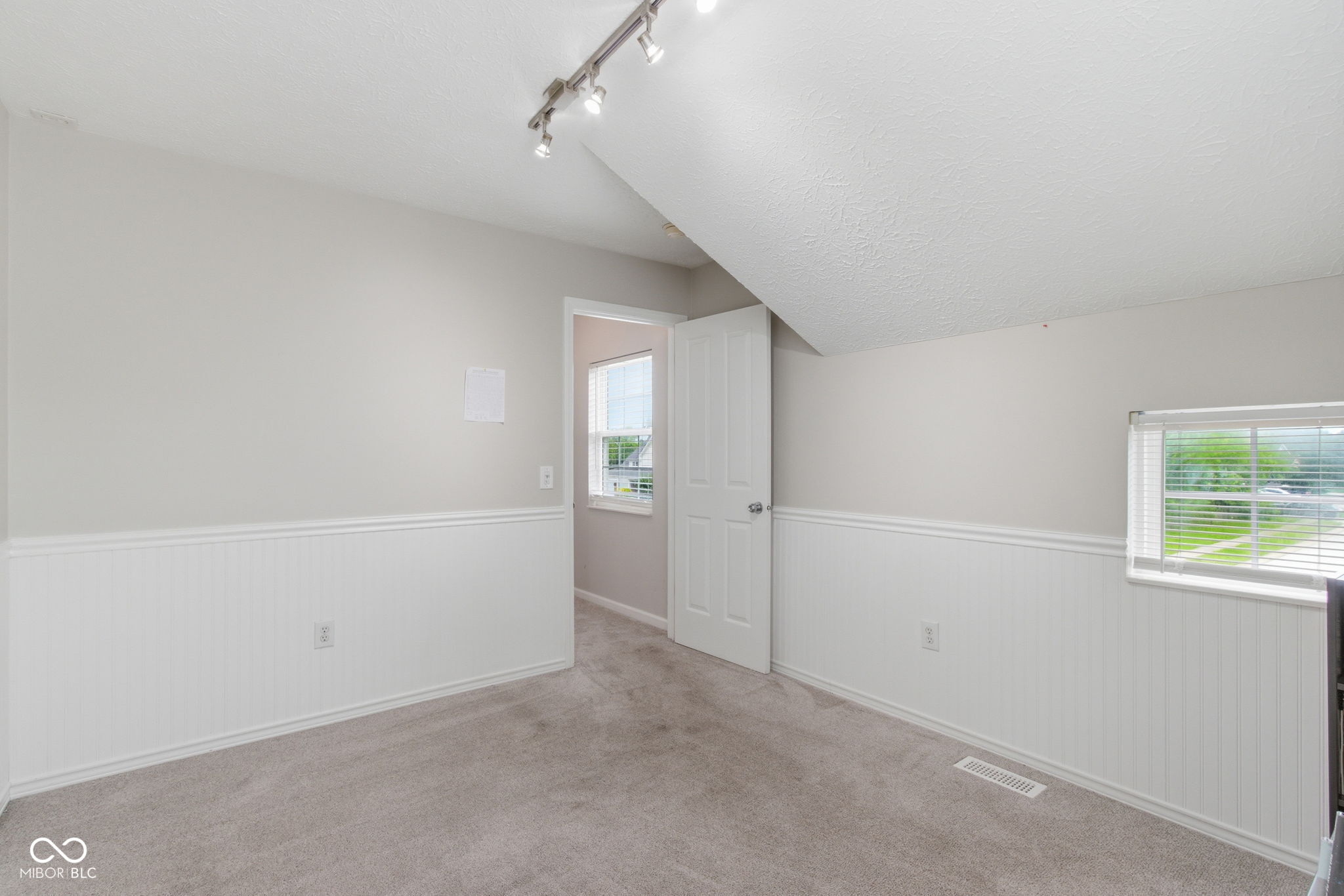 11133 Cowan Lake Court