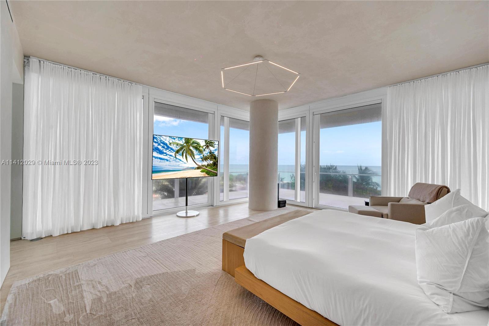 9111 Collins Ave # 321 Unit: N-321