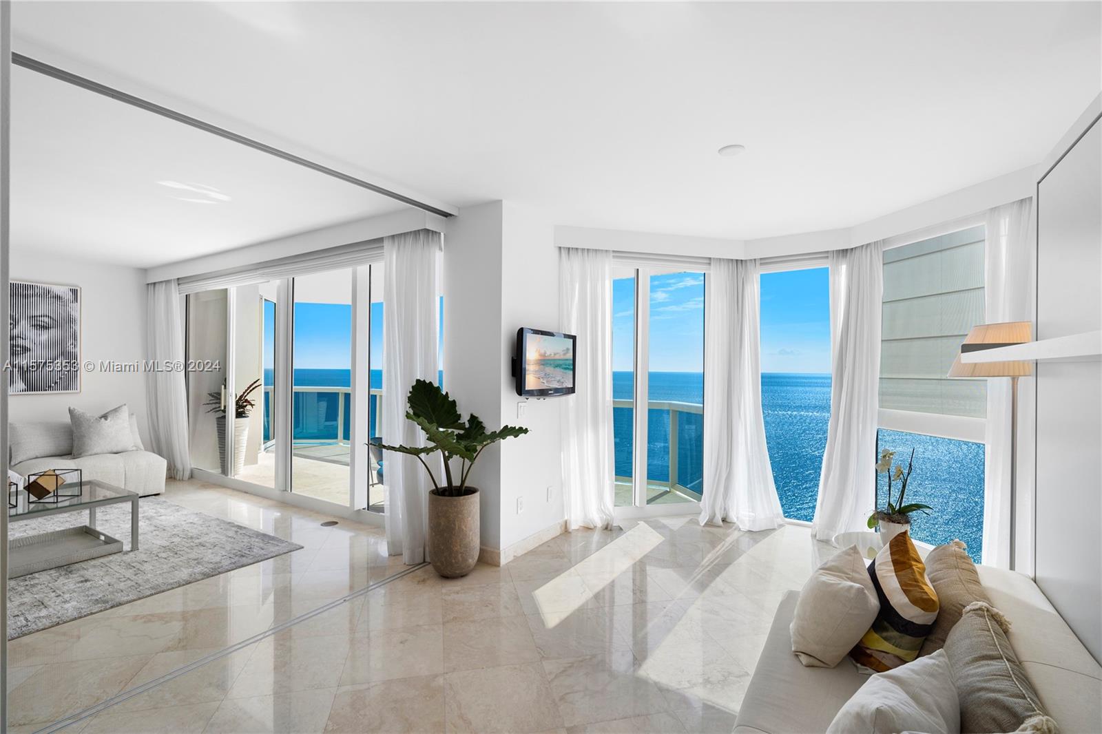 4779 Collins Ave # 2601