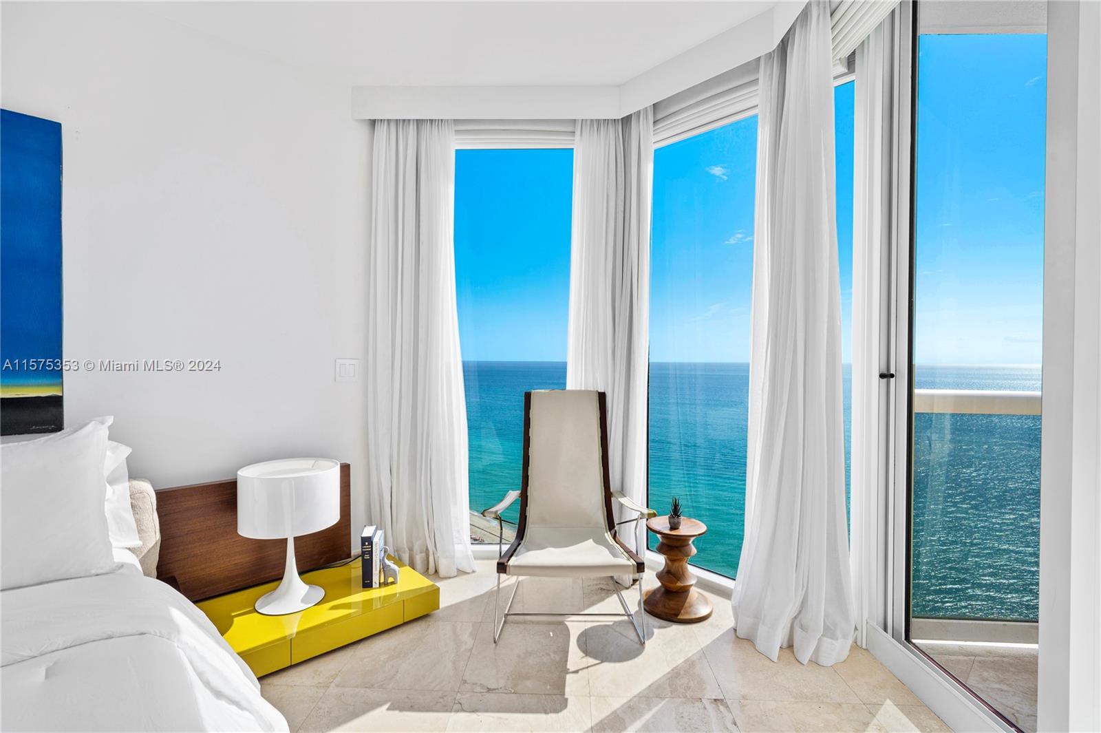 4779 Collins Ave # 2601