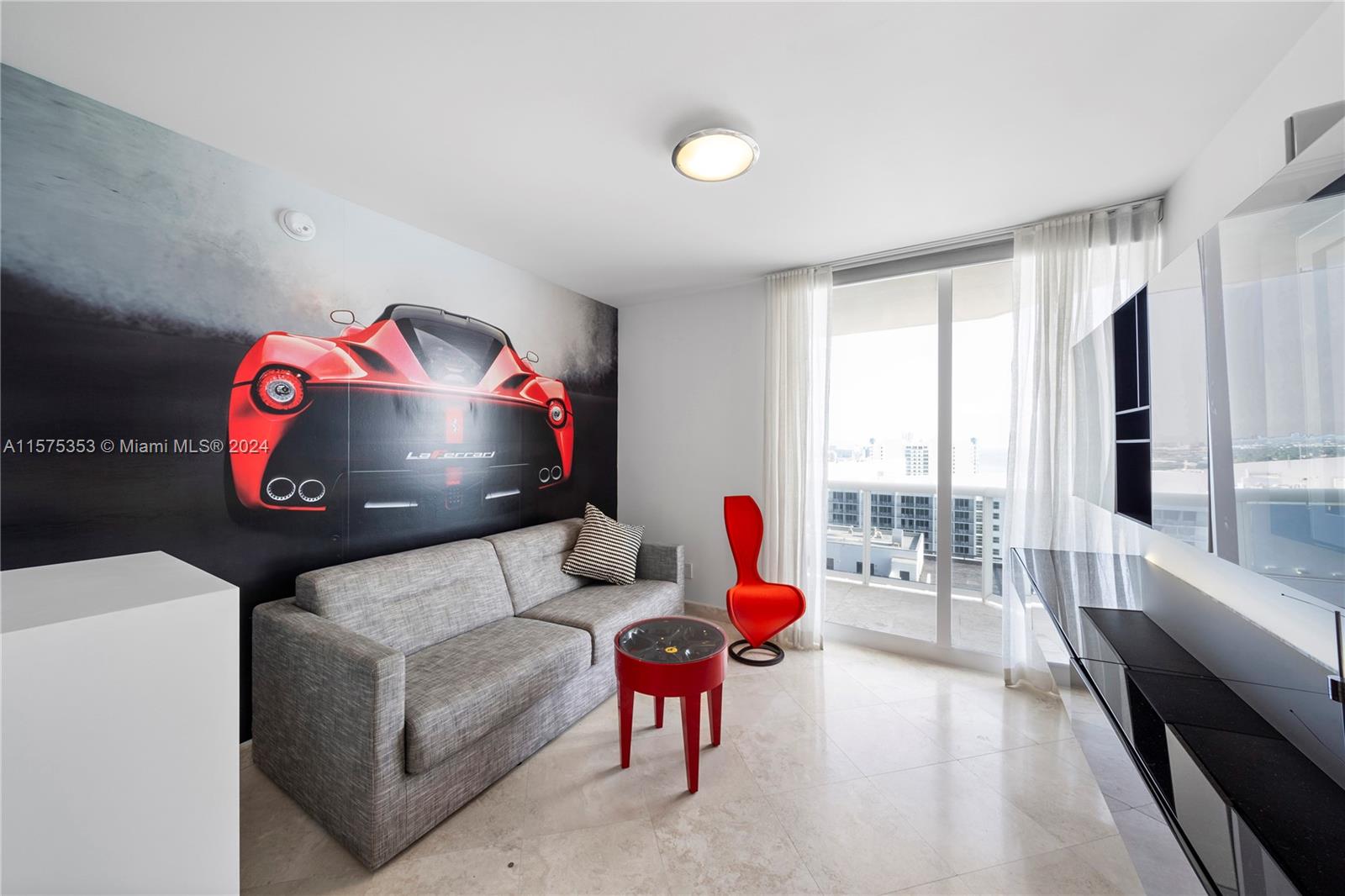 4779 Collins Ave # 2601